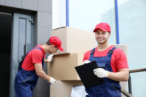 Removal van service near Tower Hill with central London moving support