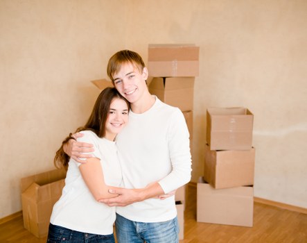 Local van service for a flat move near Tower Hill