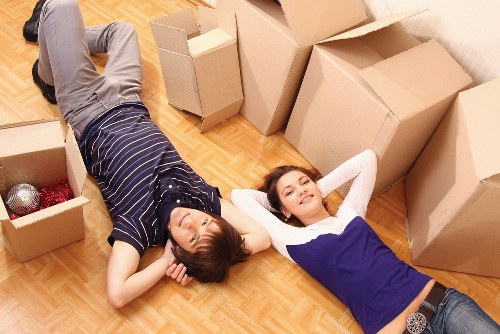 Furniture transport and moving day logistics near Tower Hill